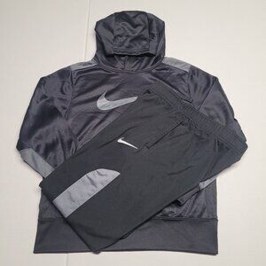 Nike Boy’s set size Medium